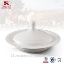 Sopera de sopa de cerámica al por mayor de la mano, cuenco de cerámica blanco con la cubierta